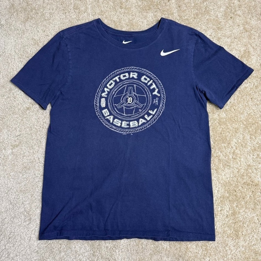 Nike Detroit Tigers Men's M Navy Motor City Baseball Graphic Shirt